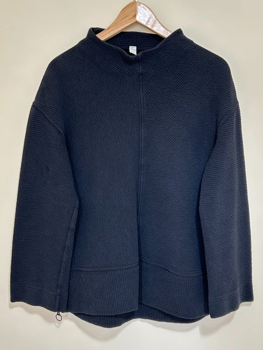 Lululemon Mockneck Long Sleeve Top Black Size 10